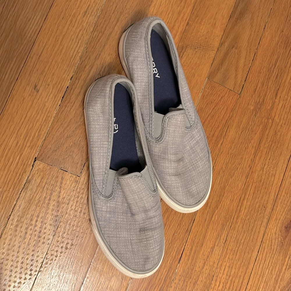 Grey Size 7 Sperrys
